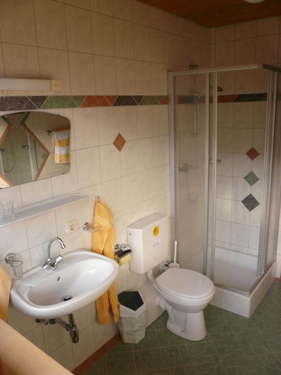 Ledererhof Villa Oberlienz Room photo